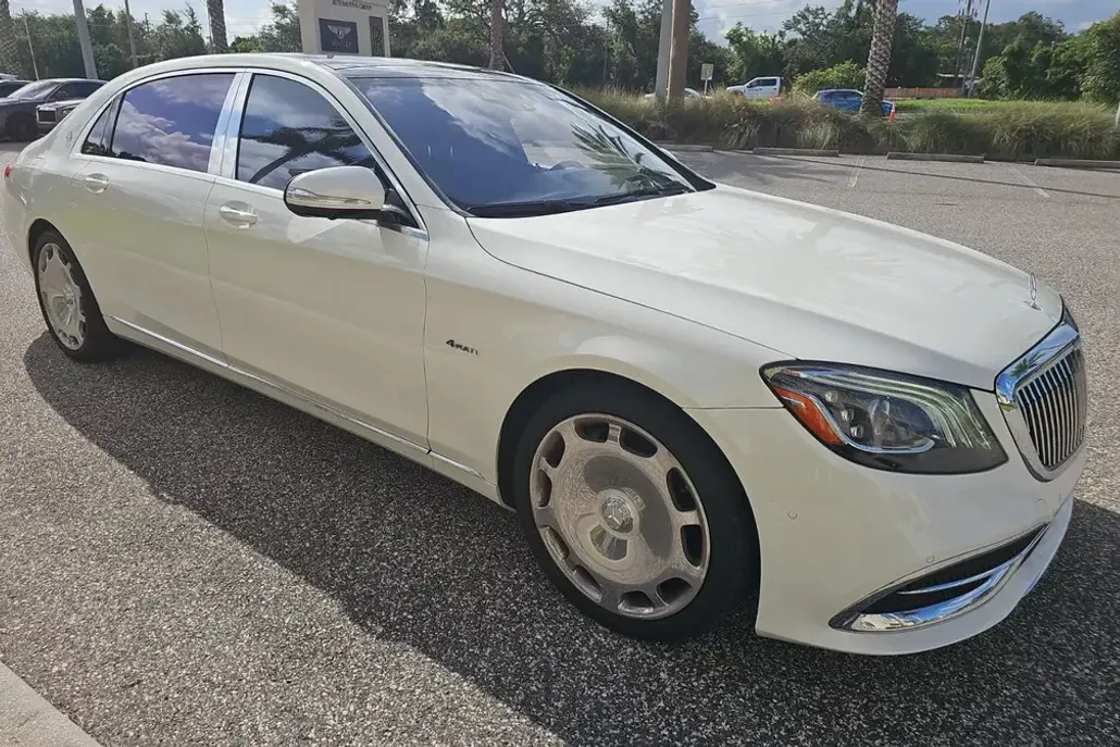 2020 Mercedes Benz S Maybach 560 4MATIC photo 1