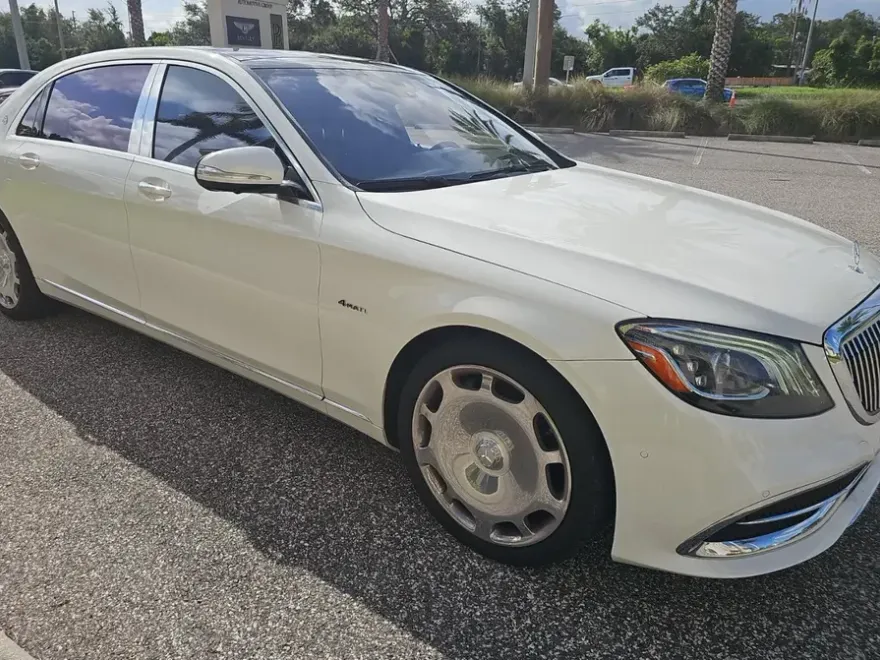 2020 Mercedes Benz S Maybach 560 4MATIC photo 1