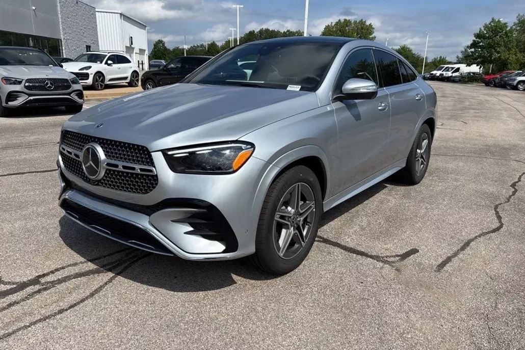 2025 Mercedes Benz GLE 450 4MATIC photo 1