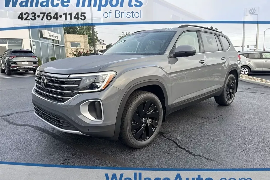2026 Volkswagen Atlas SE Technology photo 1