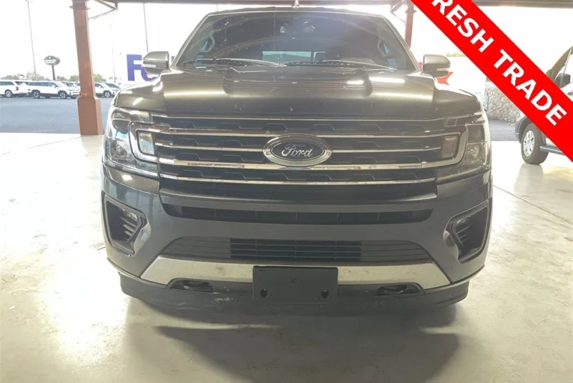 2019 Ford Expedition XLT photo 1