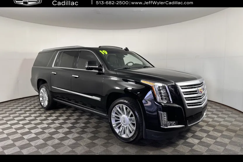 2016 Cadillac Escalade ESV Platinum photo 1