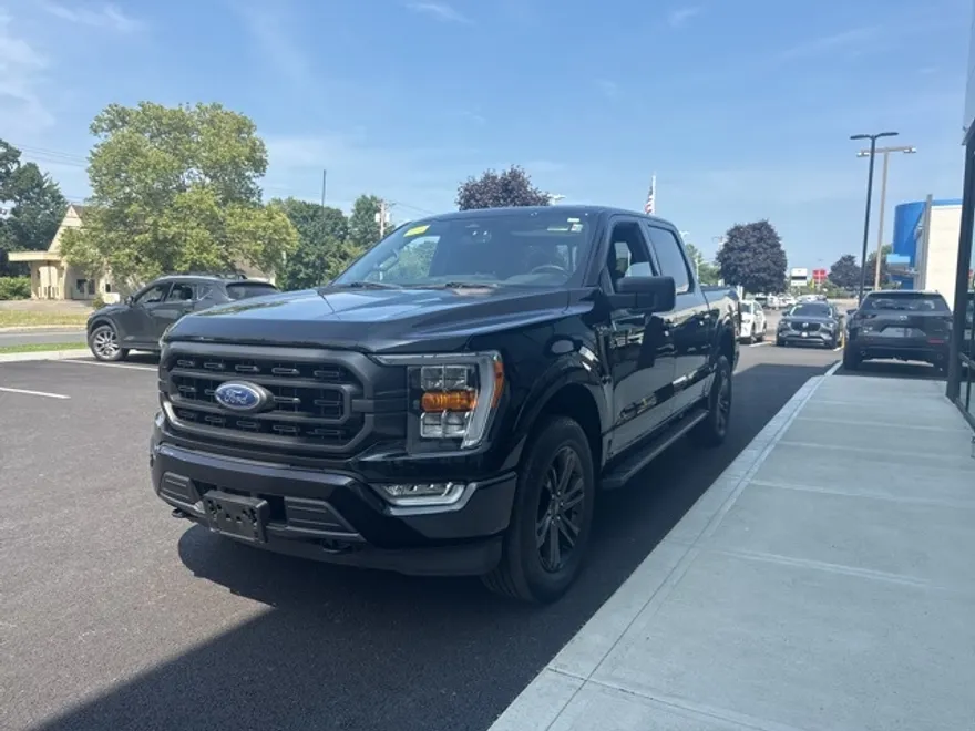 2022 Ford F-150 XLT photo 1