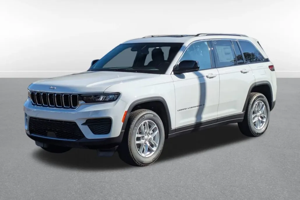 2025 Jeep Grand Cherokee Laredo X photo 1