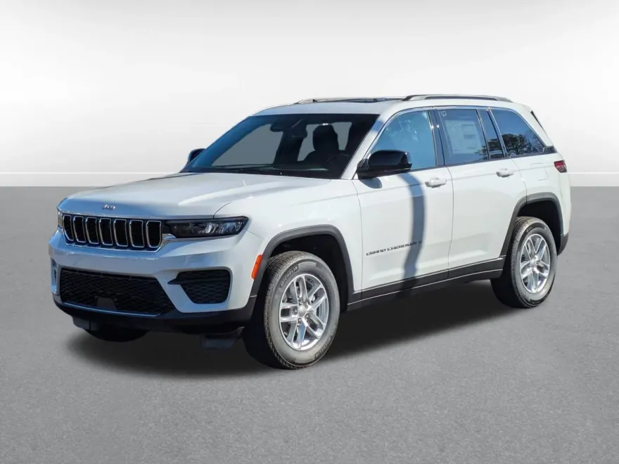 2025 Jeep Grand Cherokee Laredo X photo 1
