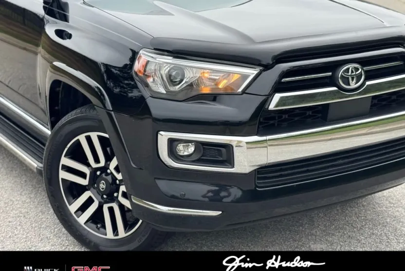 2021 Toyota 4Runner Limited photo 1