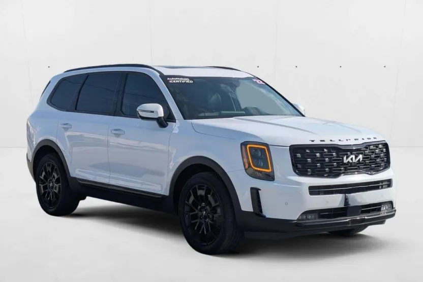 2022 Kia Telluride SX photo 1