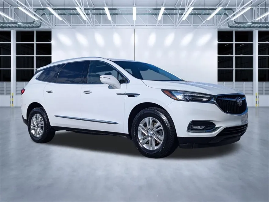 2018 Buick Enclave Essence photo 1