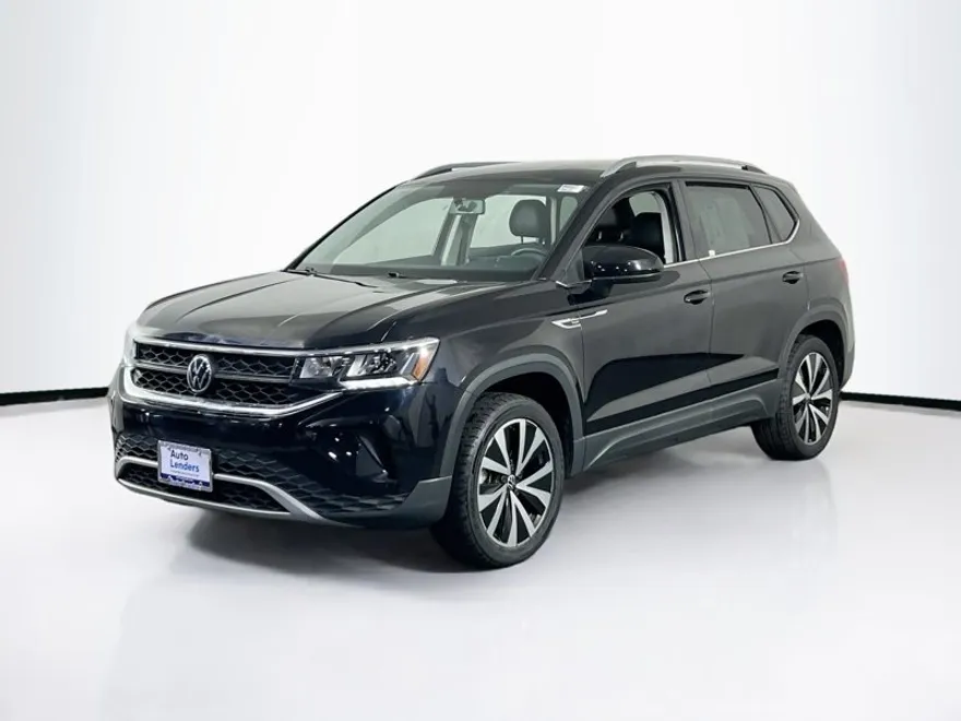 2022 Volkswagen Taos SE photo 1