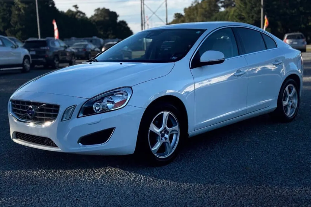 2012 Volvo S60 T5 photo 1