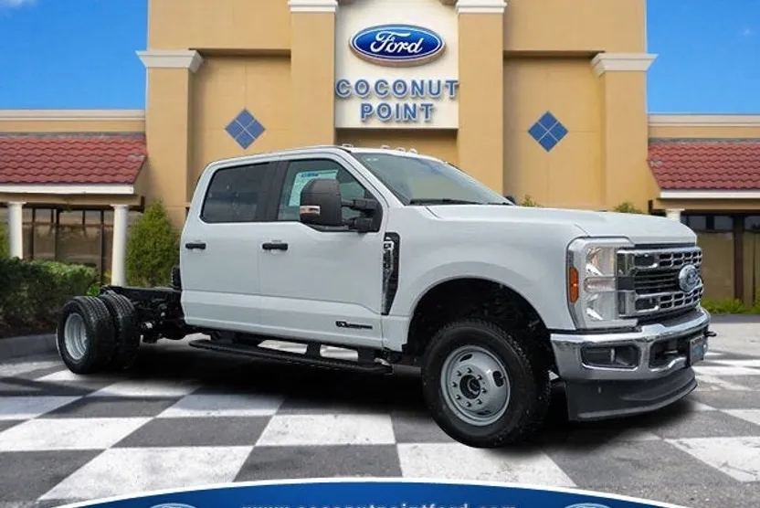 2026 Ford F-350 photo 1