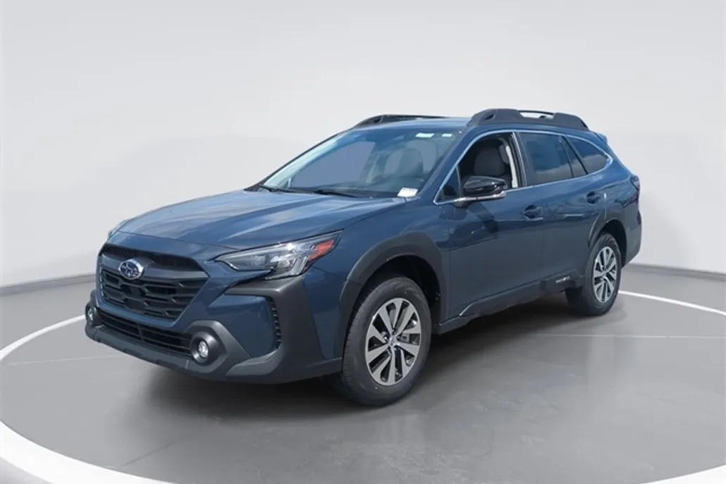 2025 Subaru Outback Premium photo 1
