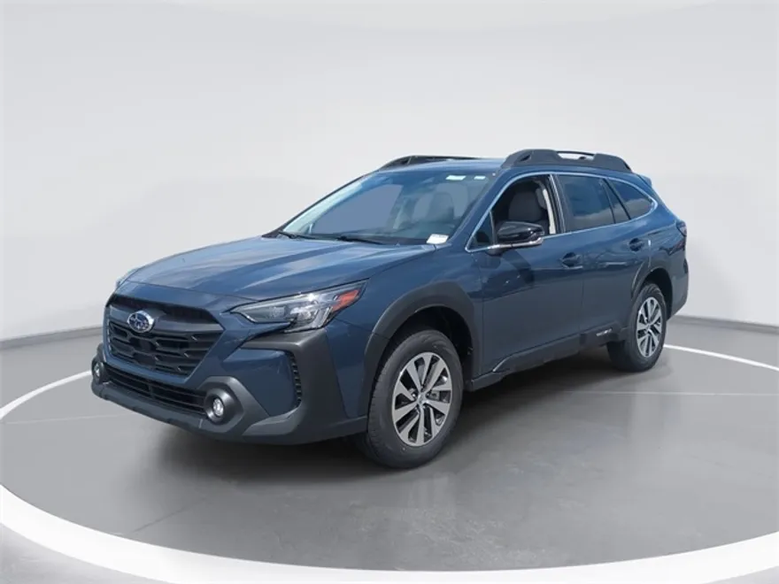 2025 Subaru Outback Premium photo 1