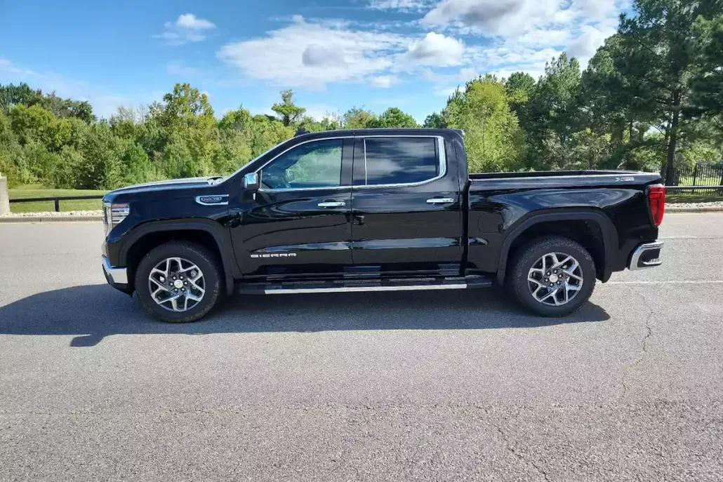 2026 Gmc Sierra 1500 SLT photo 1