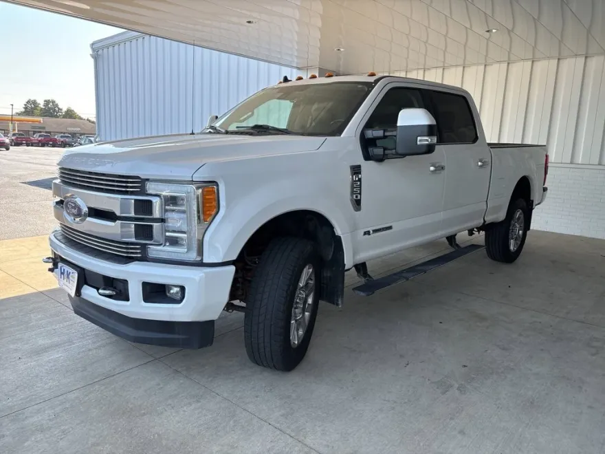2019 Ford F-250 Limited photo 1