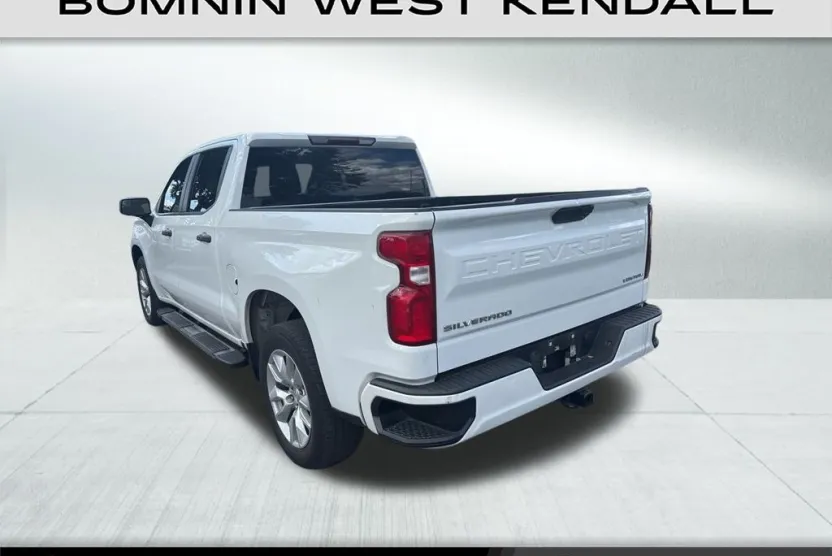 2022 Chevrolet Silverado 1500 Custom photo 1