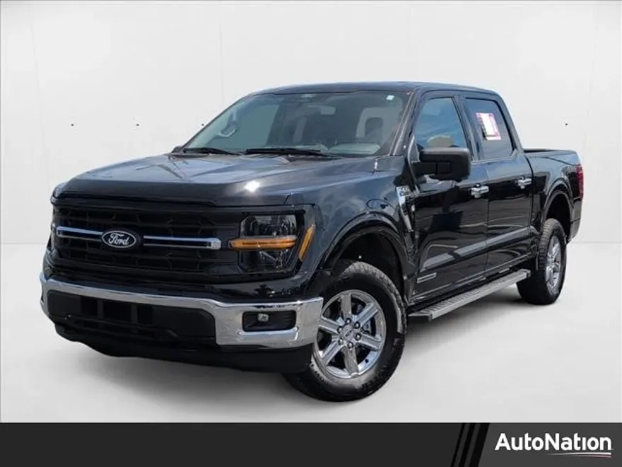 2024 Ford F-150 XLT photo 1
