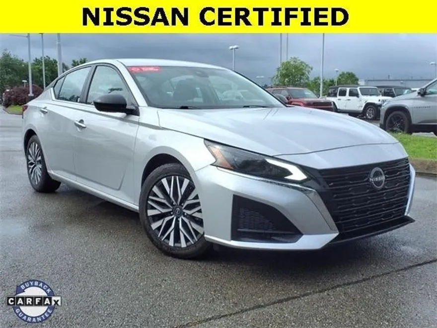 2024 Nissan Altima 2.5 SV photo 1