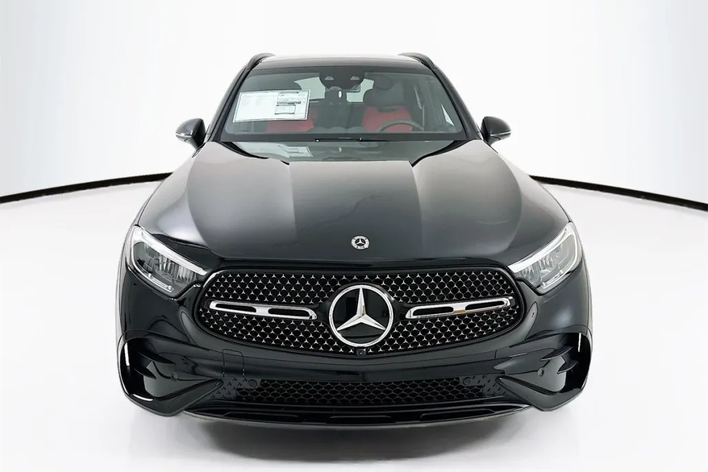 2026 Mercedes Benz GLC 300 4MATIC photo 1