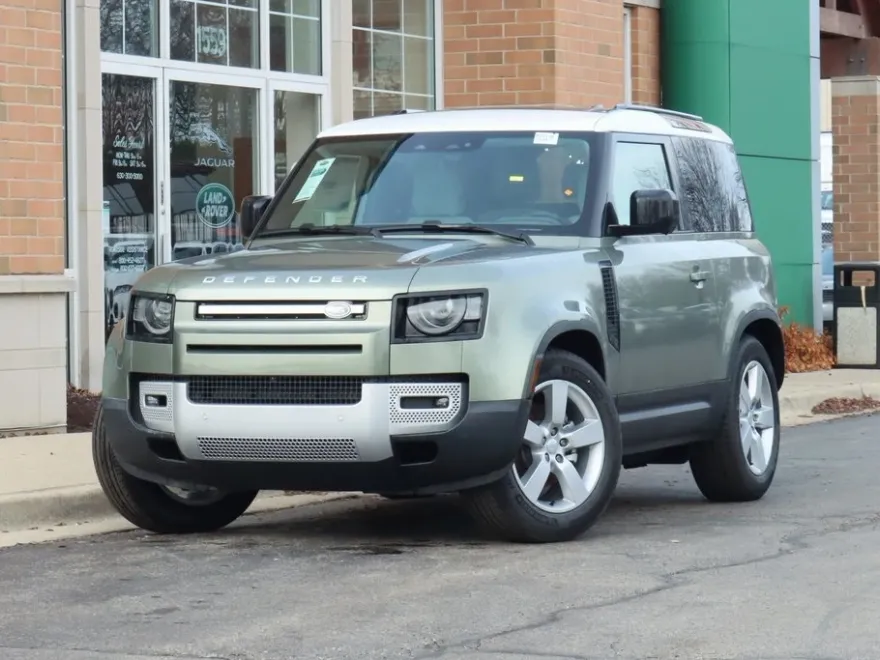 2025 Land Rover Defender 90 S photo 1