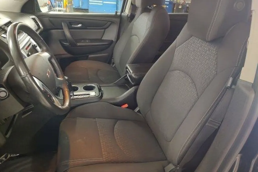 2016 Gmc Acadia SLE photo 1