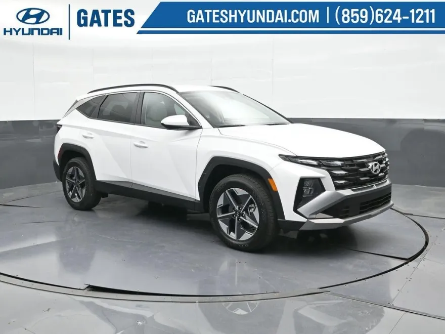 2025 Hyundai Tucson SEL photo 1