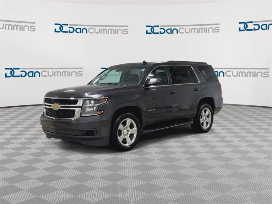 2016 Chevrolet Tahoe LT photo 1