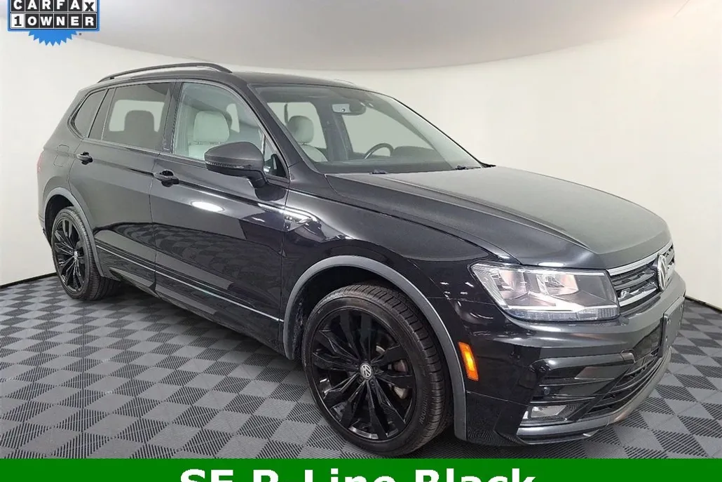 2021 Volkswagen Tiguan SE photo 1