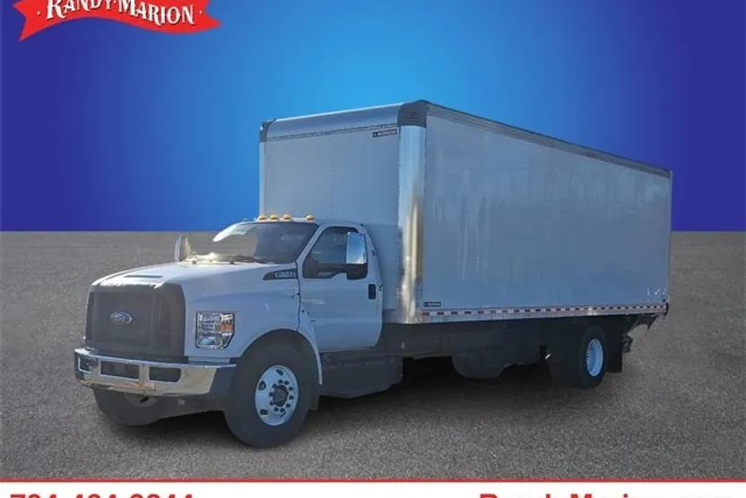 2023 Ford F-650 photo 1