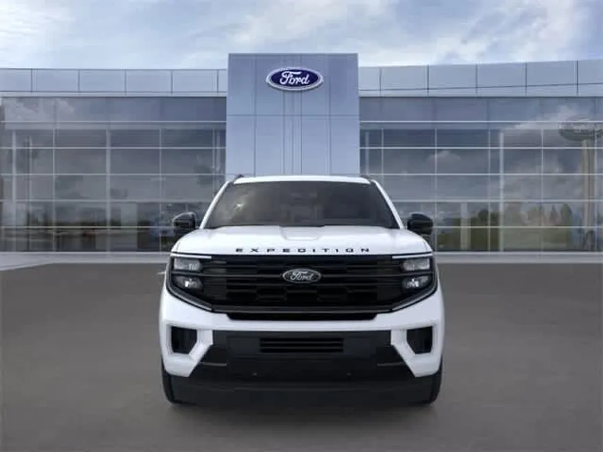2025 Ford Expedition Platinum MAX photo 4