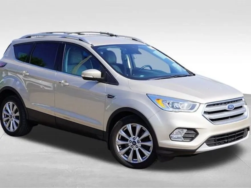 2017 Ford Escape Titanium photo 1