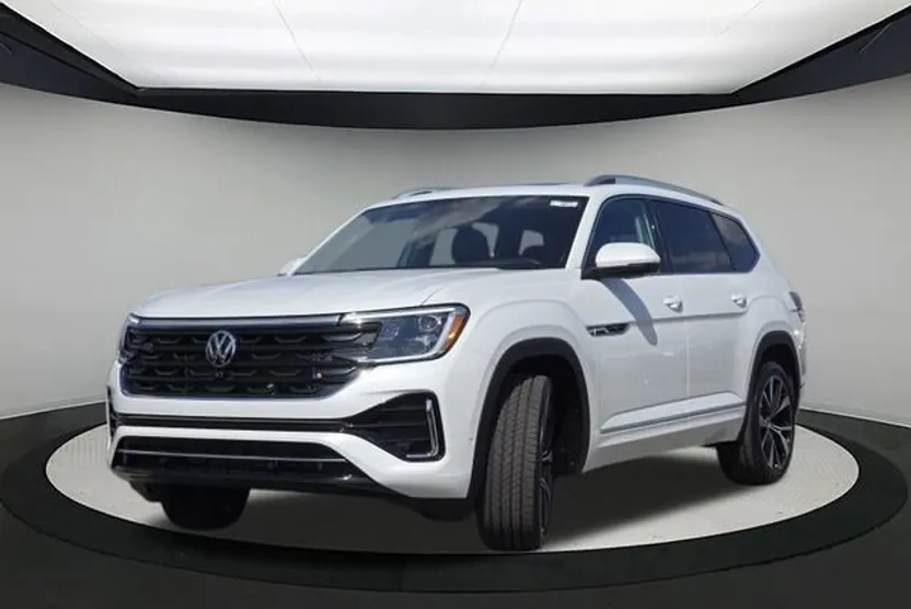 2026 Volkswagen Atlas SEL Premium R-Line photo 1