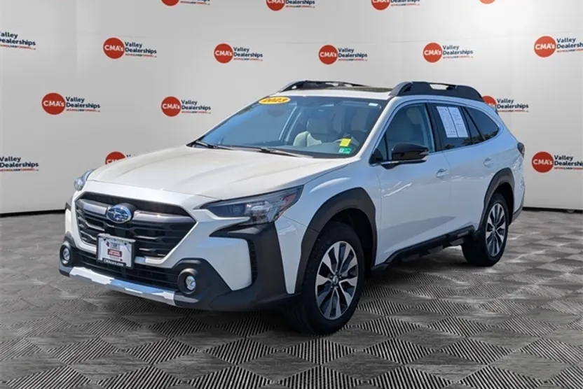 2023 Subaru Outback Limited photo 1