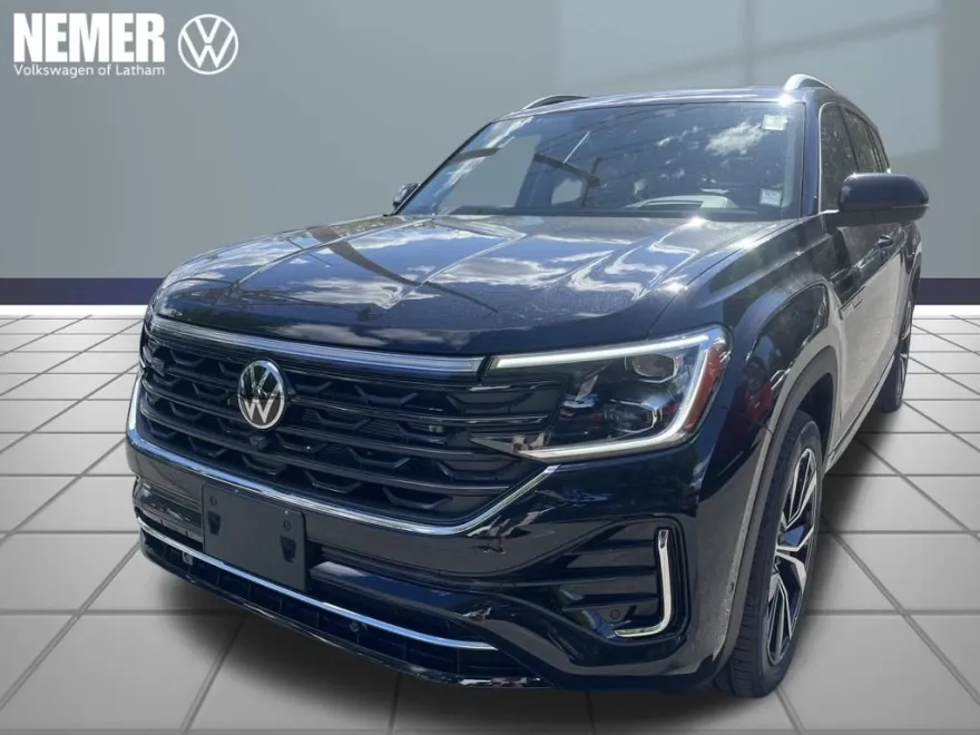 2026 Volkswagen Atlas SEL Premium R-Line photo 1