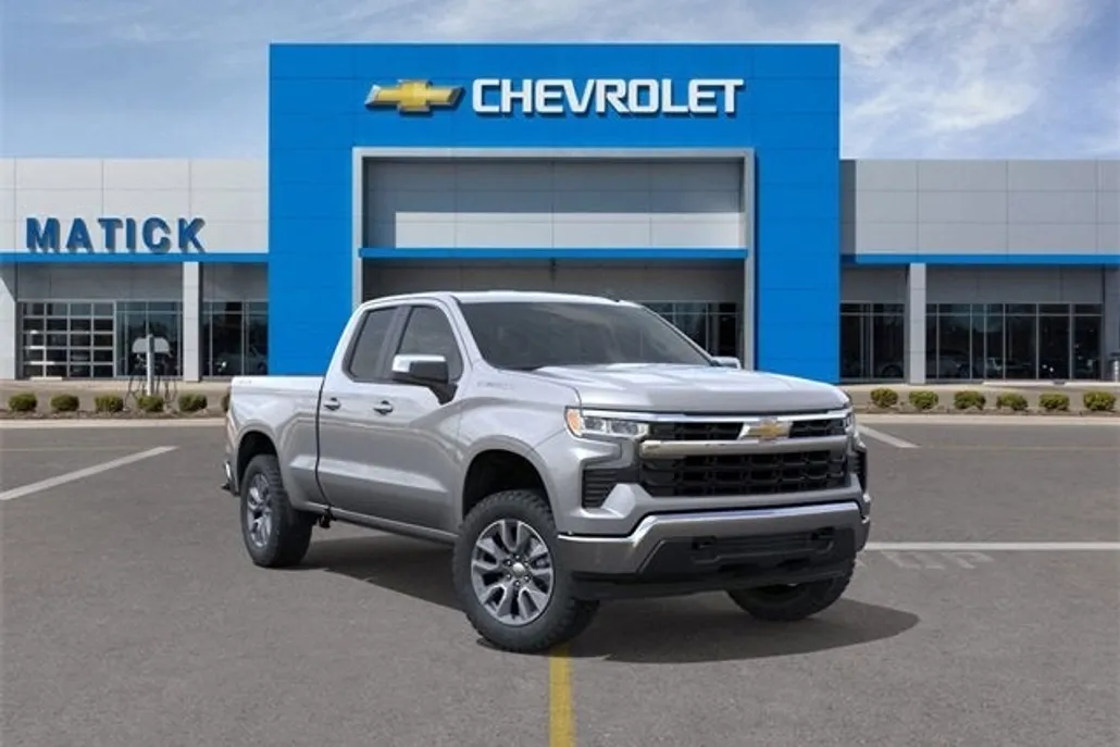 2026 Chevrolet Silverado 1500 LT photo 1