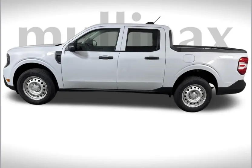 2025 Ford Maverick XL photo 1