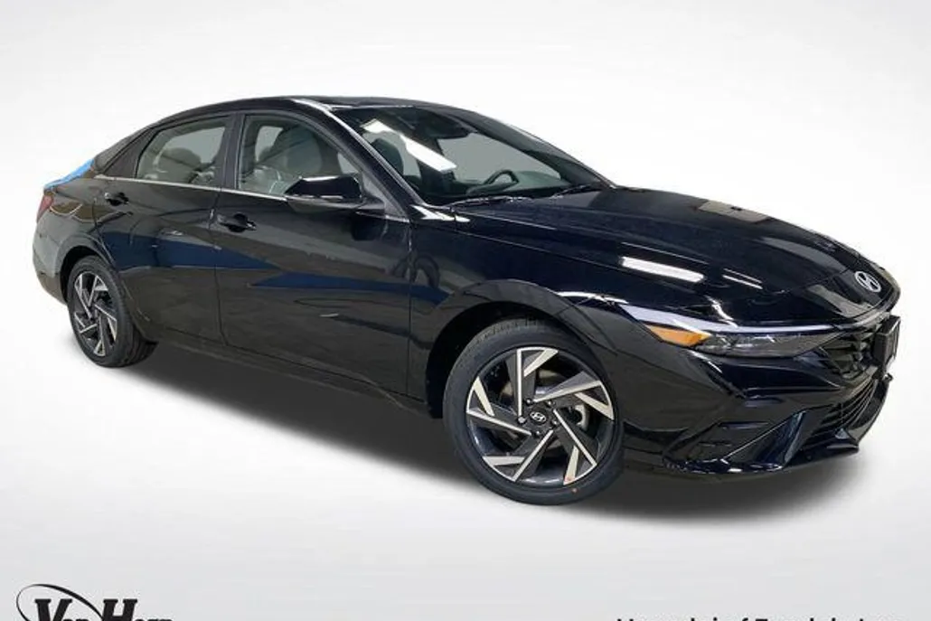 2025 Hyundai Elantra Hybrid Limited photo 1