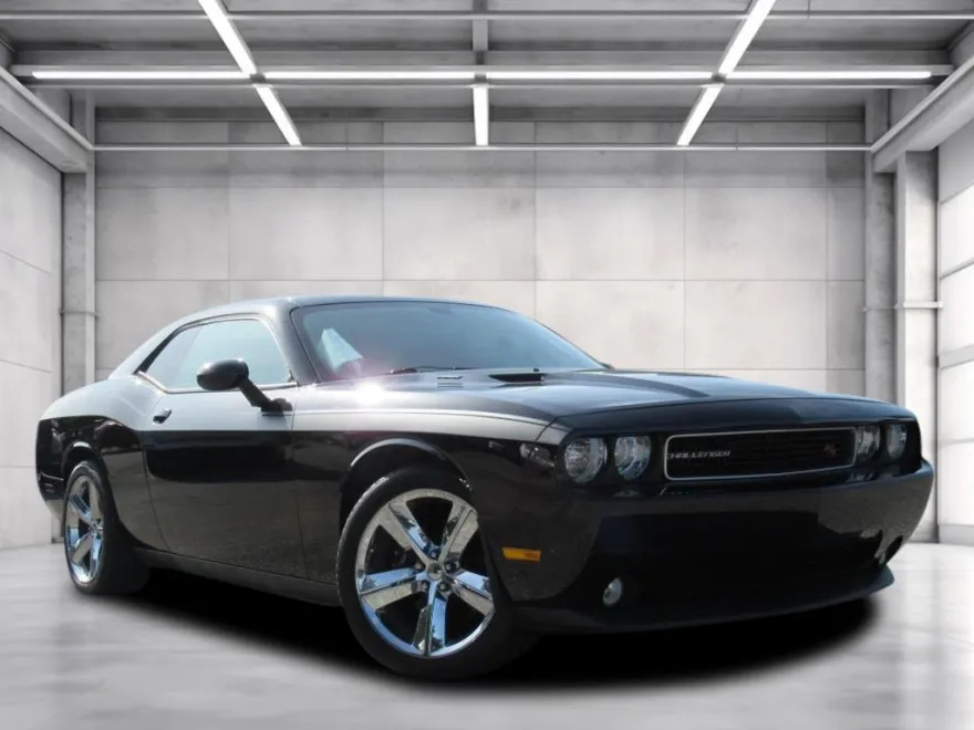 2014 Dodge Challenger R/T photo 1