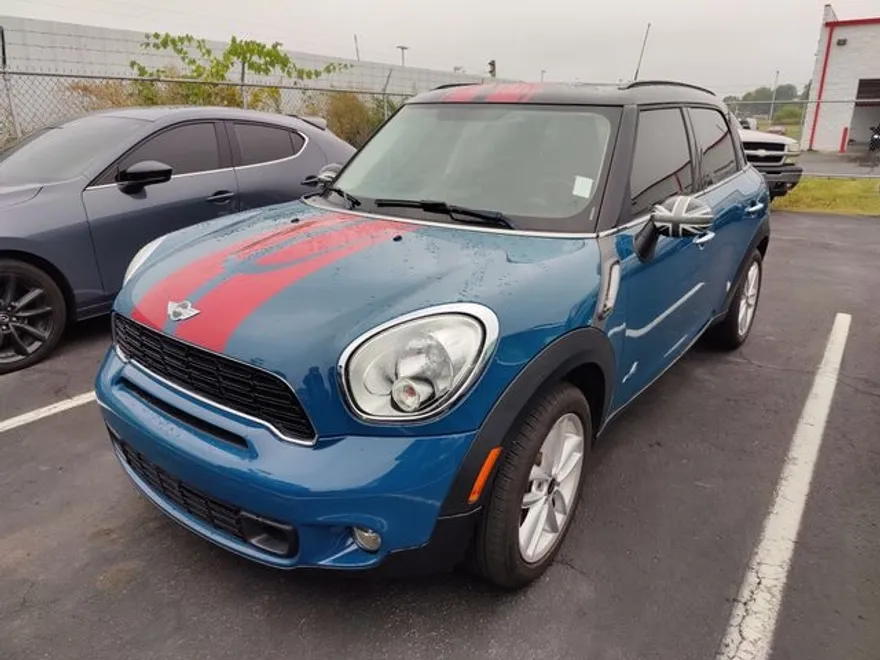2012 Mini Cooper S ALL4 photo 1