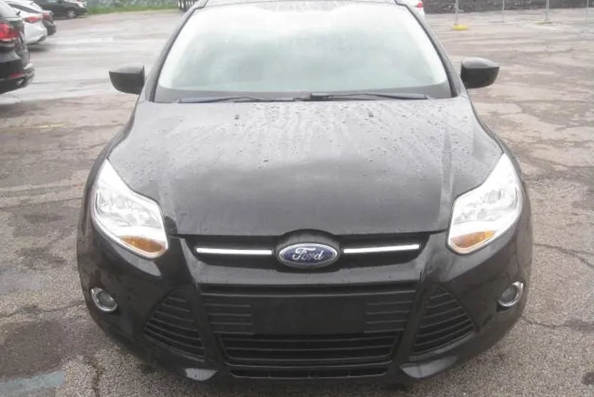 2012 Ford Focus SE photo 1