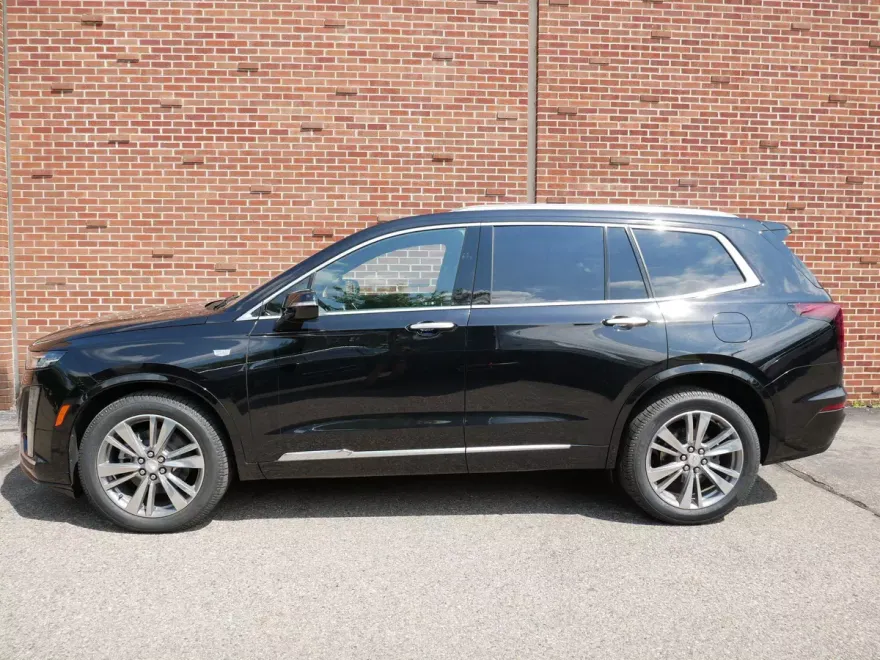2021 Cadillac XT6 Premium Luxury photo 1
