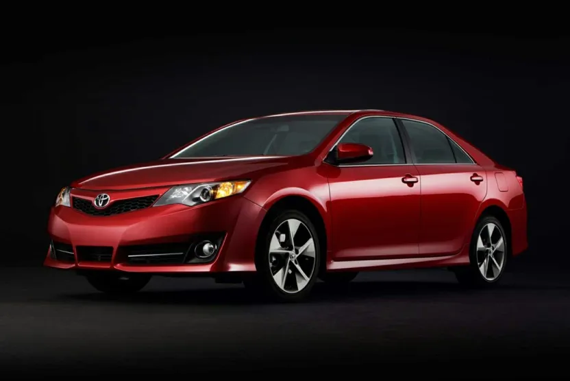 2014 Toyota Camry L photo 1