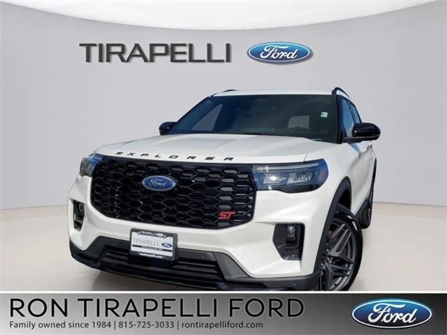 2025 Ford Explorer ST photo 1