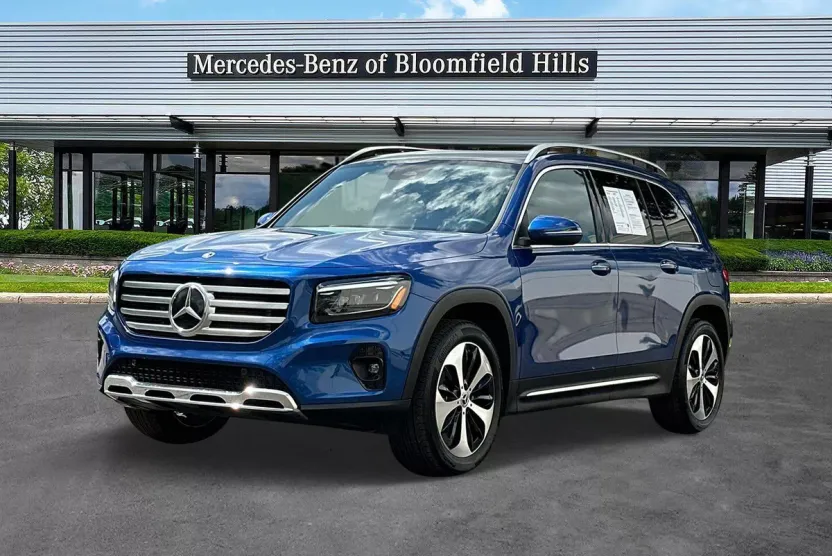 2024 Mercedes Benz GLB 250 4MATIC photo 1