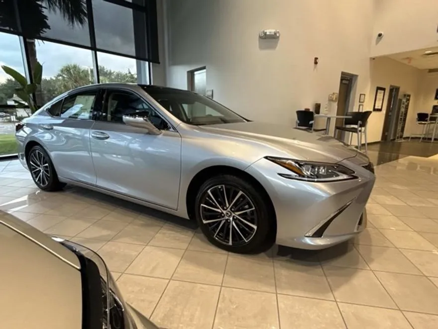 2025 Lexus ES 350 Premium photo 1