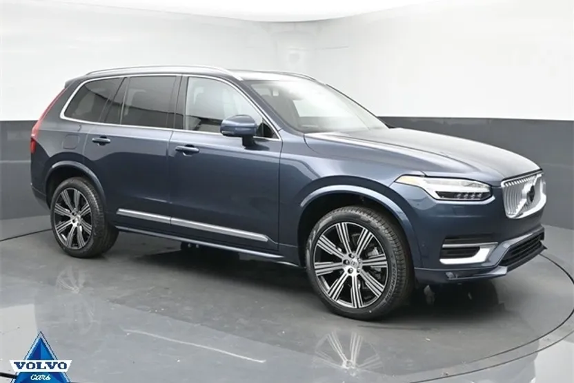 2025 Volvo XC90 Plus photo 1