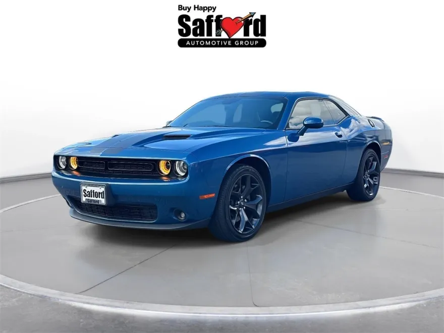 2020 Dodge Challenger SXT photo 1