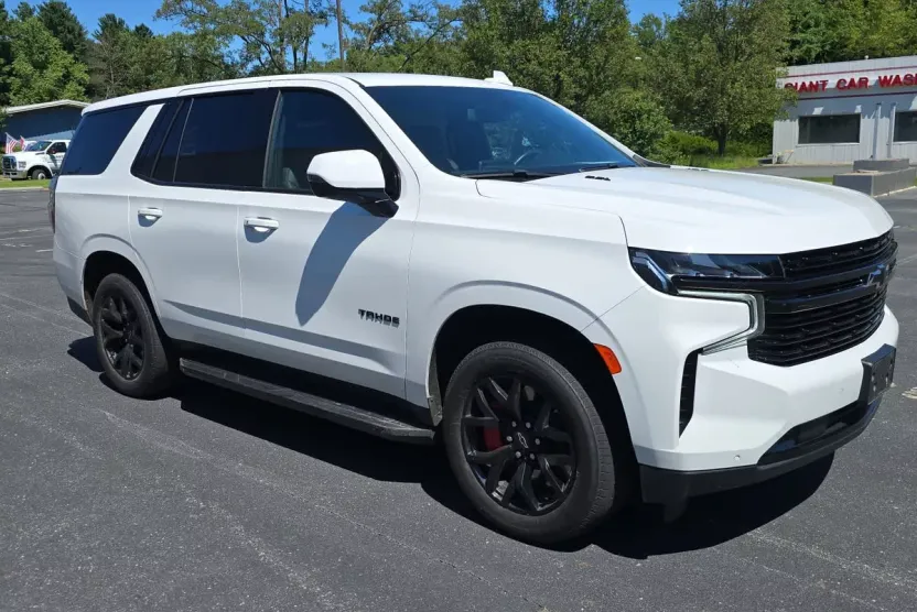 2023 Chevrolet Tahoe RST photo 1