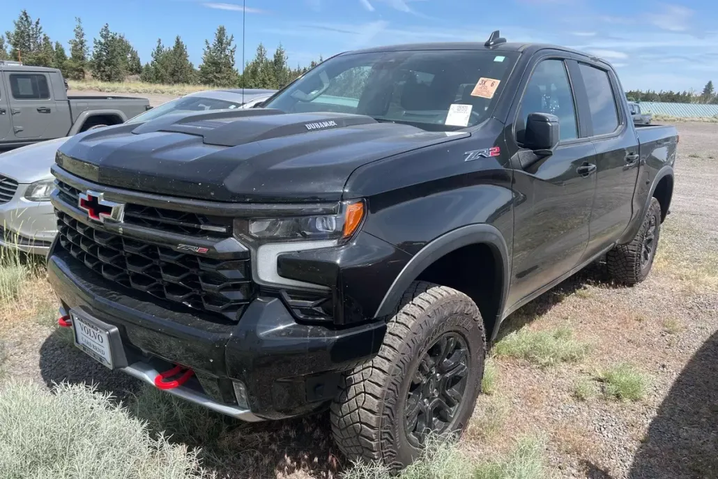 2024 Chevrolet Silverado 1500 ZR2 photo 1
