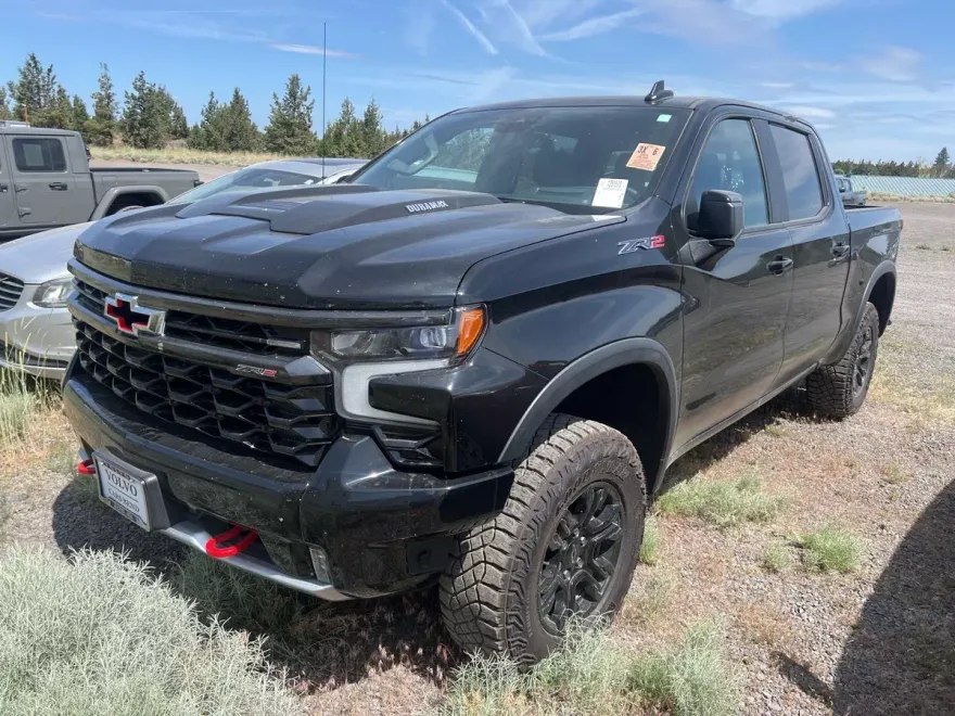 2024 Chevrolet Silverado 1500 ZR2 photo 1